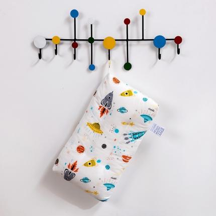 91家纺网 家纺一手货源 找家纺 十九色  热卖ins全棉13372儿童枕芯 火箭