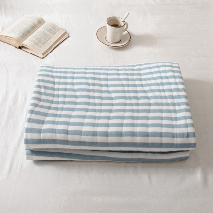 91家纺网 家纺一手货源 找家纺 新款 全棉针织棉夏被 天竺棉夏凉被 蓝色条纹