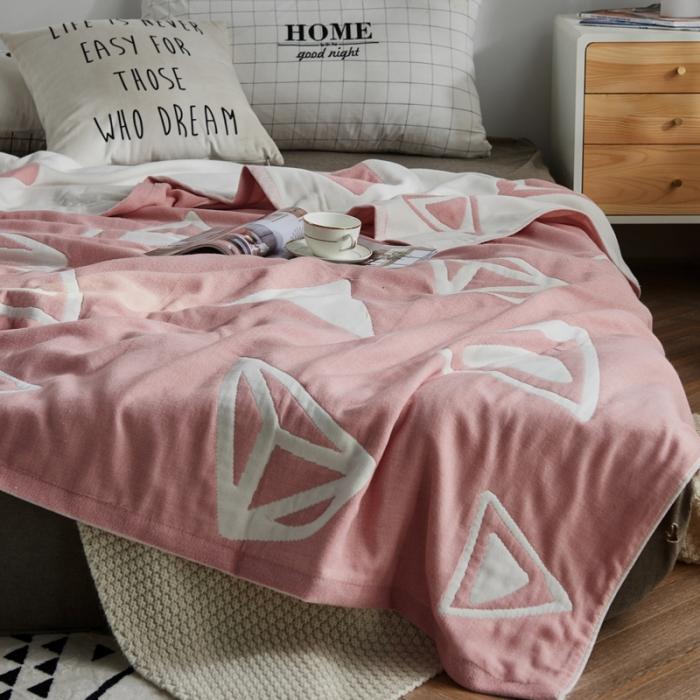 91家纺网 家纺一手货源 找家纺 朴尔 五层毛巾被薄款夏被纱布被子盖毯空调被全棉 立体三角-粉