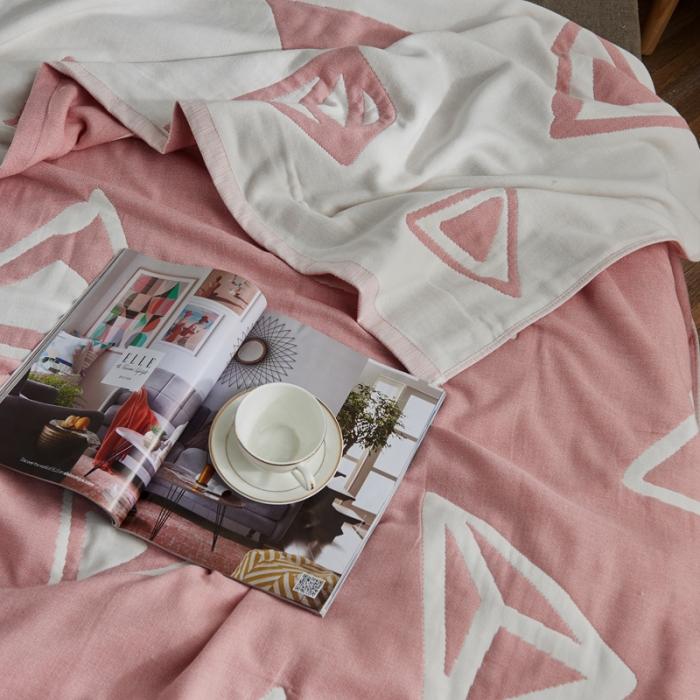 91家纺网 家纺一手货源 找家纺 朴尔 五层毛巾被薄款夏被纱布被子盖毯空调被全棉 立体三角-粉