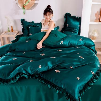 91家纺网 家纺一手货源 找家纺 绒世界 2020新款水洗真丝蕾丝花边款四件套 小蜜蜂-墨绿