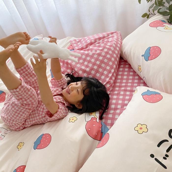 91家纺网 家纺一手货源 找家纺 星期八 2020新款13372全棉四件套 草莓兔