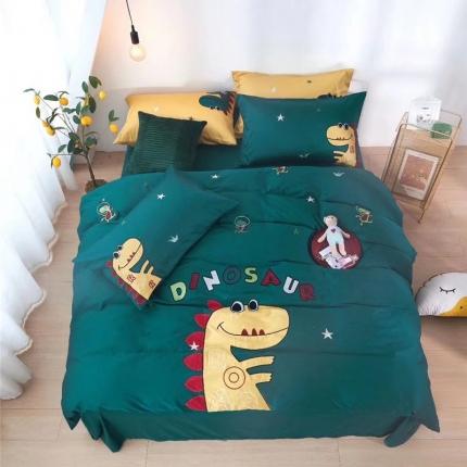 91家纺网 家纺一手货源 找家纺 星尚家纺 2020新款60长绒棉四件套可爱卡通系列 小恐龙 墨绿