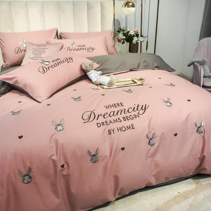 91家纺网 家纺一手货源 找家纺 眠帛家居 2020全棉绣花小清新四件套 伊凌豆沙