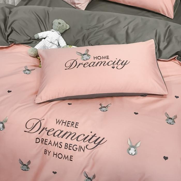 91家纺网 家纺一手货源 找家纺 眠帛家居 2020全棉绣花小清新四件套 伊凌豆沙