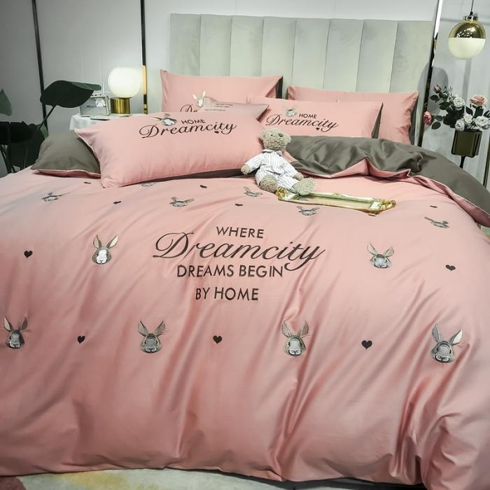 91家纺网 家纺一手货源 找家纺 眠帛家居 2020全棉绣花小清新四件套 伊凌豆沙