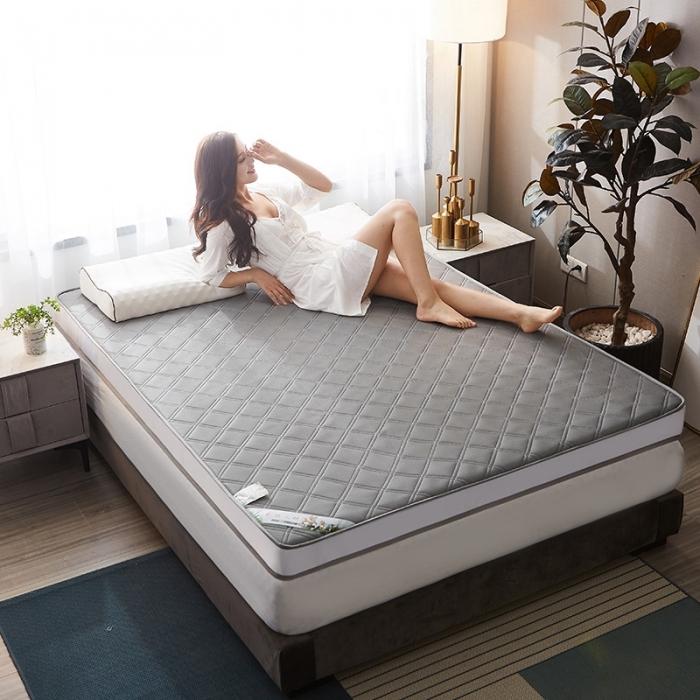 91家纺网 家纺一手货源 找家纺 欣罗兰垫业 2022三明治针织记忆棉床垫 斜纹灰