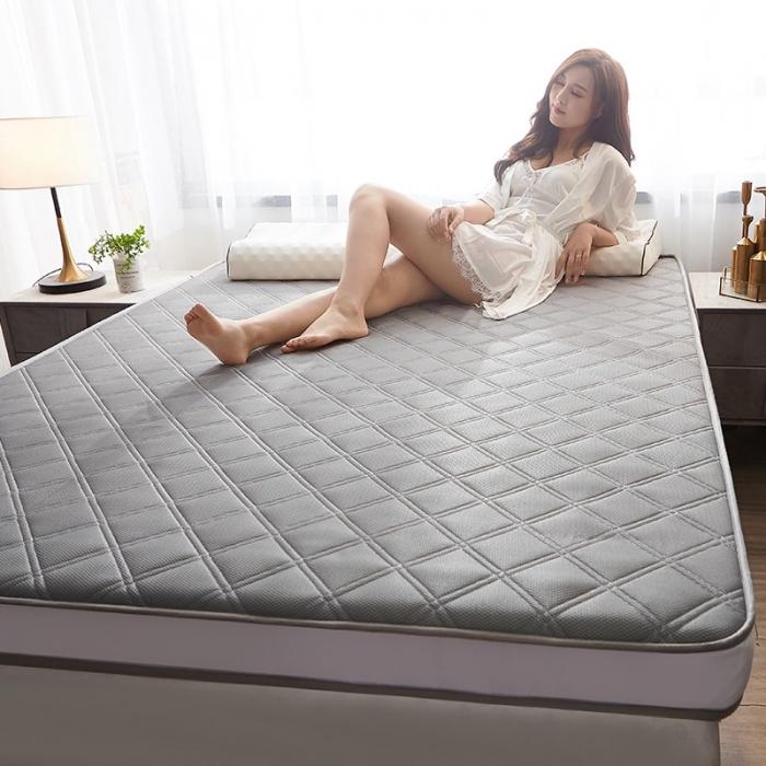 91家纺网 家纺一手货源 找家纺 欣罗兰垫业 2022三明治针织记忆棉床垫 斜纹灰