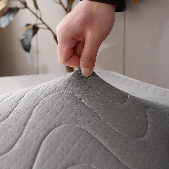 91家纺网 家纺一手货源 找家纺 欣罗兰垫业 2022三明治针织记忆棉床垫 针织棉波浪灰