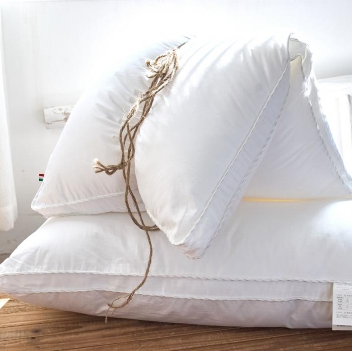 91家纺网 家纺一手货源 找家纺 方回家纺 80S纯棉贡缎立体枕芯