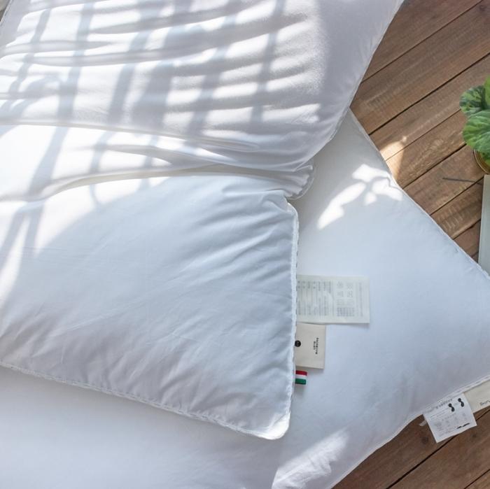 91家纺网 家纺一手货源 找家纺 方回家纺 80S纯棉贡缎立体枕芯