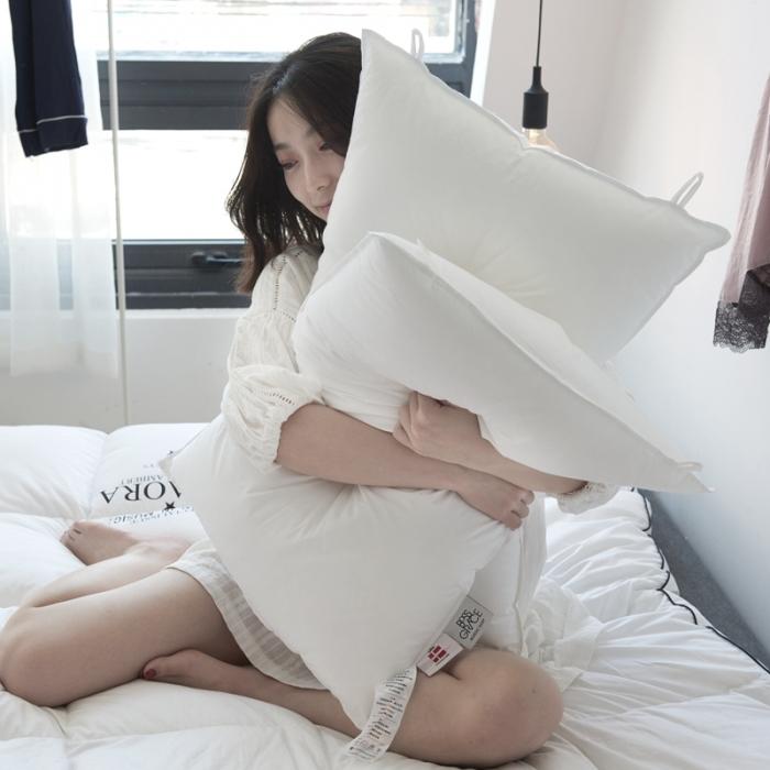 91家纺网 家纺一手货源 找家纺 方回家纺 2018新款纯棉云柔枕48*74cm