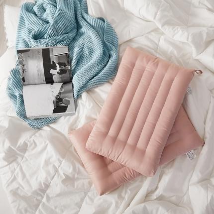 91家纺网 家纺一手货源 找家纺 （总）微枕芯 2020新款莫兰迪三色高低羽丝绒枕 单人枕头