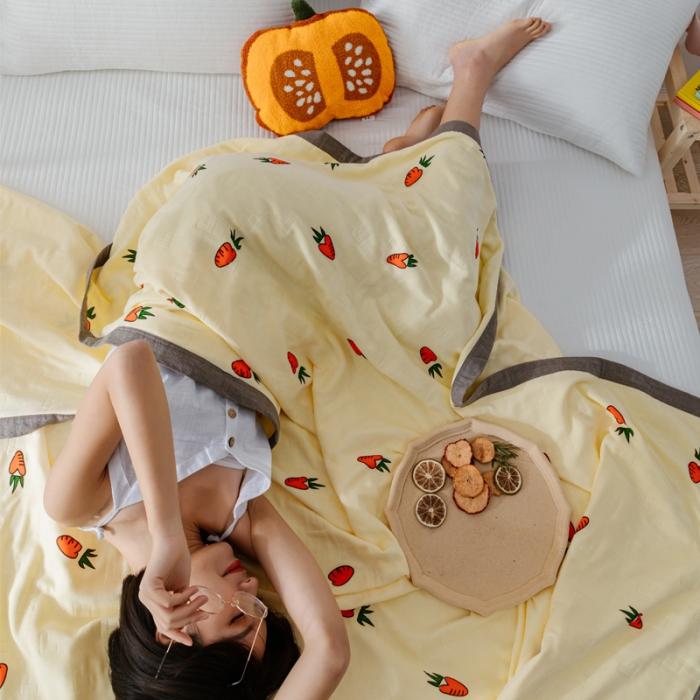 91家纺网 家纺一手货源 找家纺 朴尔植物印染全棉纱布毛巾被可机洗床单双人休闲盖毯夏被胡萝卜黄