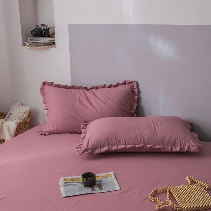 91家纺网 家纺一手货源 找家纺 轻奢坊 2023日系褶皱短花边单品枕套48*74cm 胭脂红一只