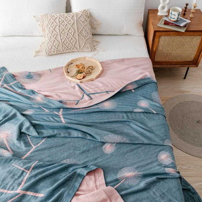 91家纺网 家纺一手货源 找家纺 朴尔 2020年新款冰感竹纤维毛巾被 漫舞-粉绿色