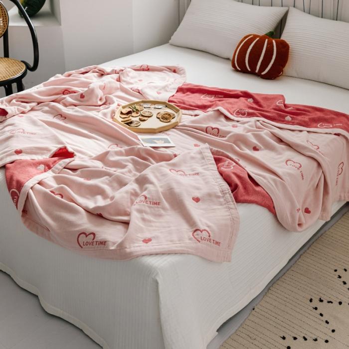 91家纺网 家纺一手货源 找家纺 朴尔 2020年新款水果系列四层纱布毛巾被 爱时光-粉