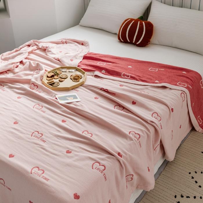 91家纺网 家纺一手货源 找家纺 朴尔 2020年新款水果系列四层纱布毛巾被 爱时光-粉