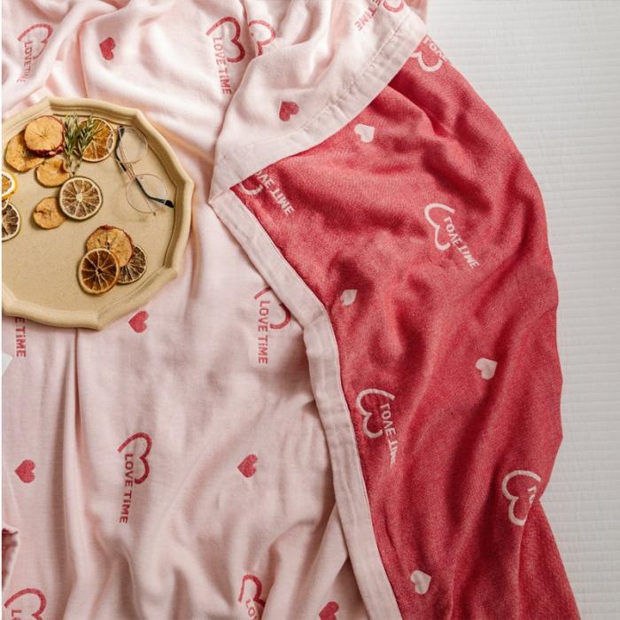 91家纺网 家纺一手货源 找家纺 朴尔 2020年新款水果系列四层纱布毛巾被 爱时光-粉