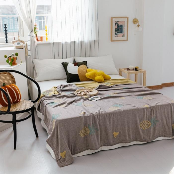 91家纺网 家纺一手货源 找家纺 朴尔 2020年新款水果系列四层纱布毛巾被 菠萝与三角-黄咖