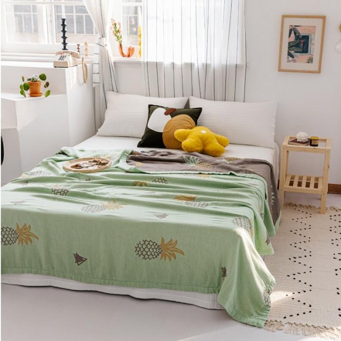 91家纺网 家纺一手货源 找家纺 朴尔 2020年新款水果系列四层纱布毛巾被 菠萝与三角-绿咖