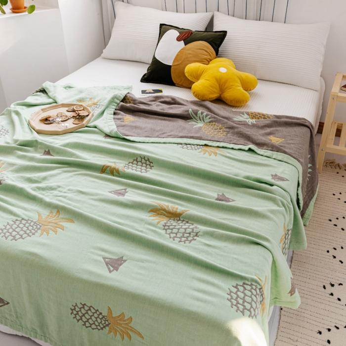 91家纺网 家纺一手货源 找家纺 朴尔 2020年新款水果系列四层纱布毛巾被 菠萝与三角-绿咖