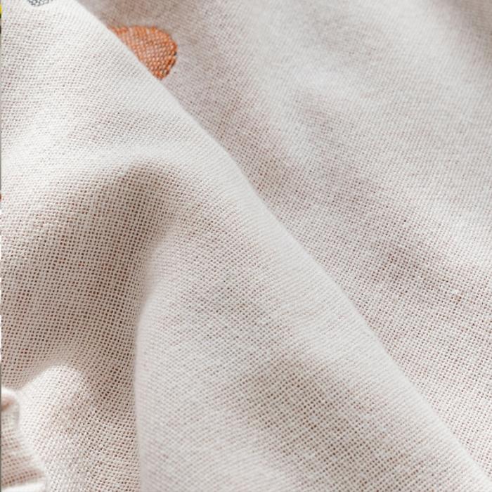 91家纺网 家纺一手货源 找家纺 朴尔 2020年新款水果系列四层纱布毛巾被 悠然胡萝卜-米灰