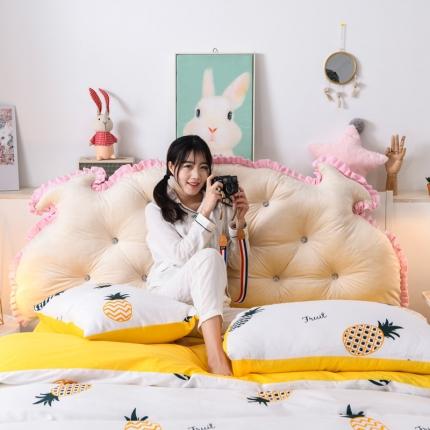 91家纺网 家纺一手货源 找家纺 (总)一兰家纺2020新款纯色水晶绒靠垫大靠背