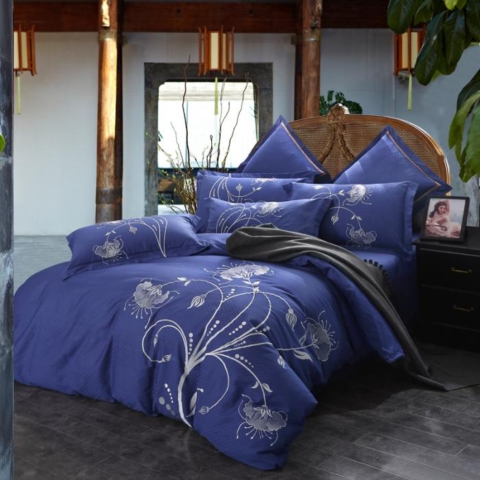 91家纺网 家纺一手货源 找家纺 玉雅家纺 2025新款全棉提花加绣花四件套多件套 魅影