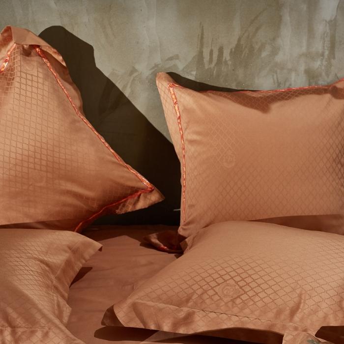 91家纺网 家纺一手货源 找家纺 玉雅家纺 2025新款全棉提花加绣花四件套多件套 如沐春风