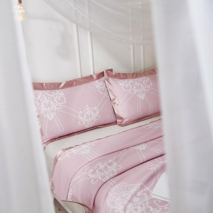 91家纺网 家纺一手货源 找家纺 威克凯丽2021年春夏新品印花款纯竹纤维软凉席三件套梦巴黎