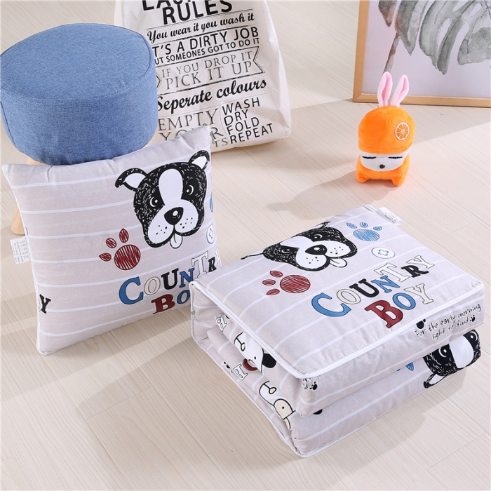 91家纺网 家纺一手货源 找家纺 宝马家纺 2022年精梳棉抱枕被 狗狗联盟