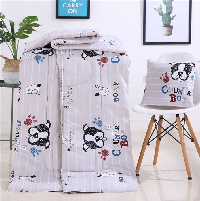 91家纺网 家纺一手货源 找家纺 宝马家纺 2022年精梳棉抱枕被 狗狗联盟