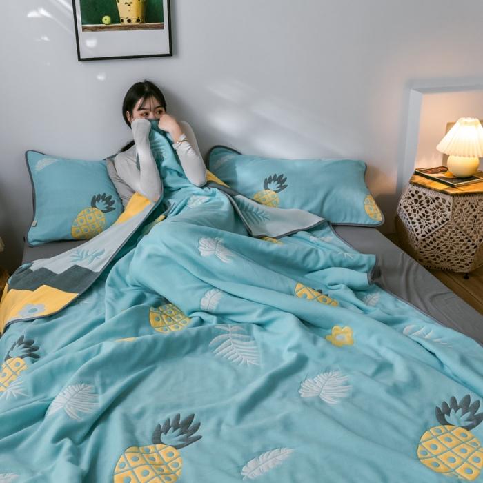 91家纺网 家纺一手货源 找家纺 朴尔2020新款时尚六层全棉纱布盖毯夏季毛巾被 菠萝物语-绿