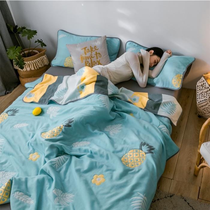 91家纺网 家纺一手货源 找家纺 朴尔2020新款时尚六层全棉纱布盖毯夏季毛巾被 菠萝物语-绿