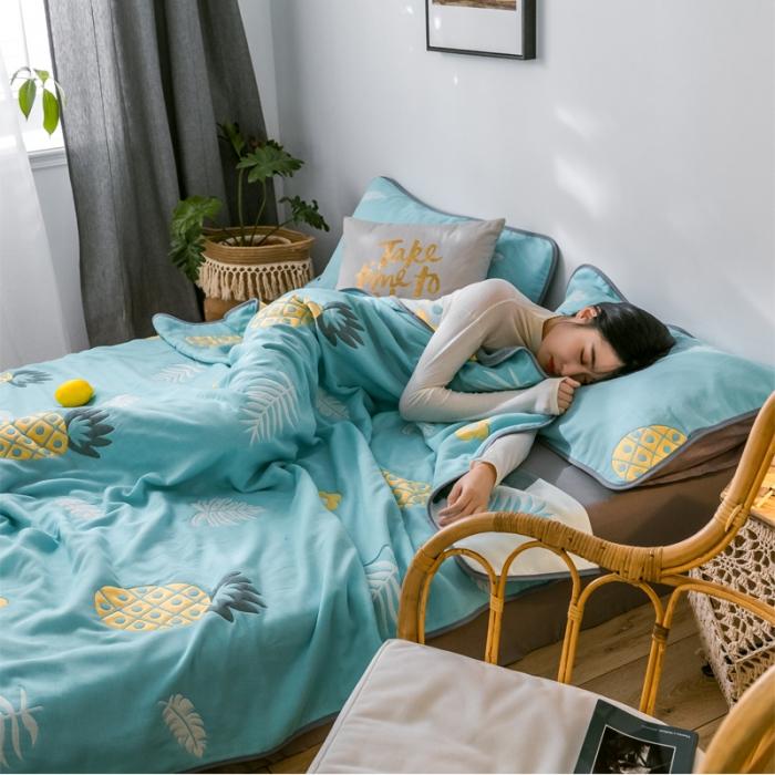 91家纺网 家纺一手货源 找家纺 朴尔2020新款时尚六层全棉纱布盖毯夏季毛巾被 菠萝物语-绿