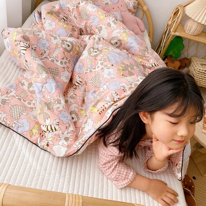 91家纺网 家纺一手货源 找家纺 星期八 2020新款全棉13372夏被两件套 动物狂欢