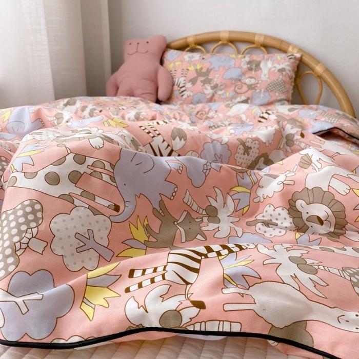 91家纺网 家纺一手货源 找家纺 星期八 2020新款全棉13372夏被两件套 动物狂欢