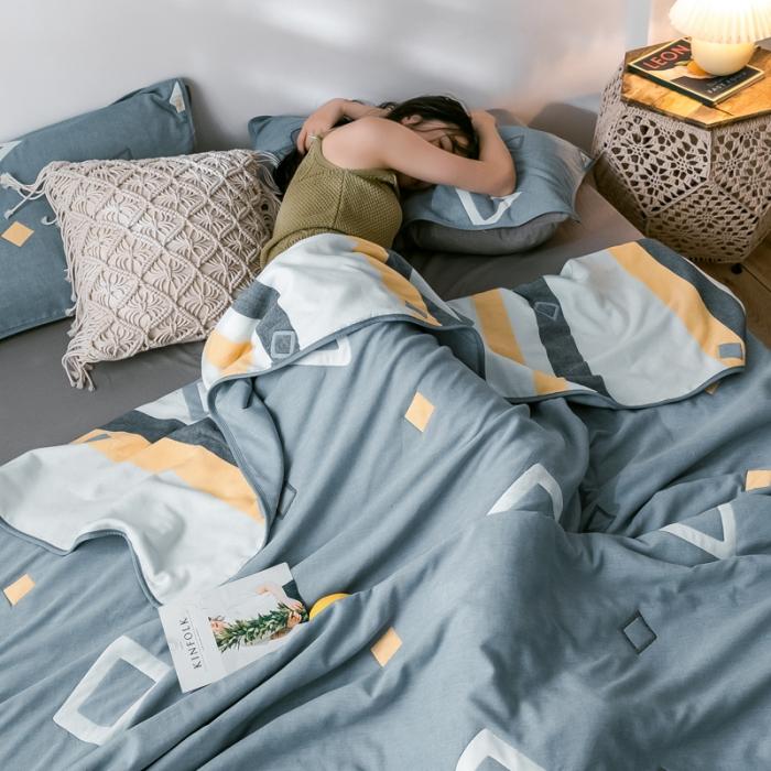 91家纺网 家纺一手货源 找家纺 朴尔2020新款时尚六层全棉纱布盖毯夏季毛巾被 时尚几何-蓝