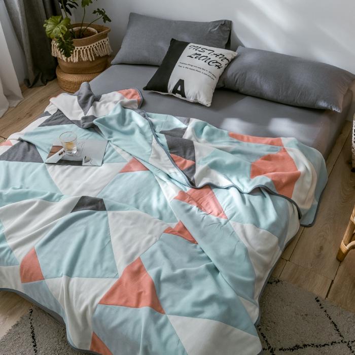 91家纺网 家纺一手货源 找家纺 朴尔2020新款时尚六层全棉纱布盖毯夏季毛巾被 时尚色彩