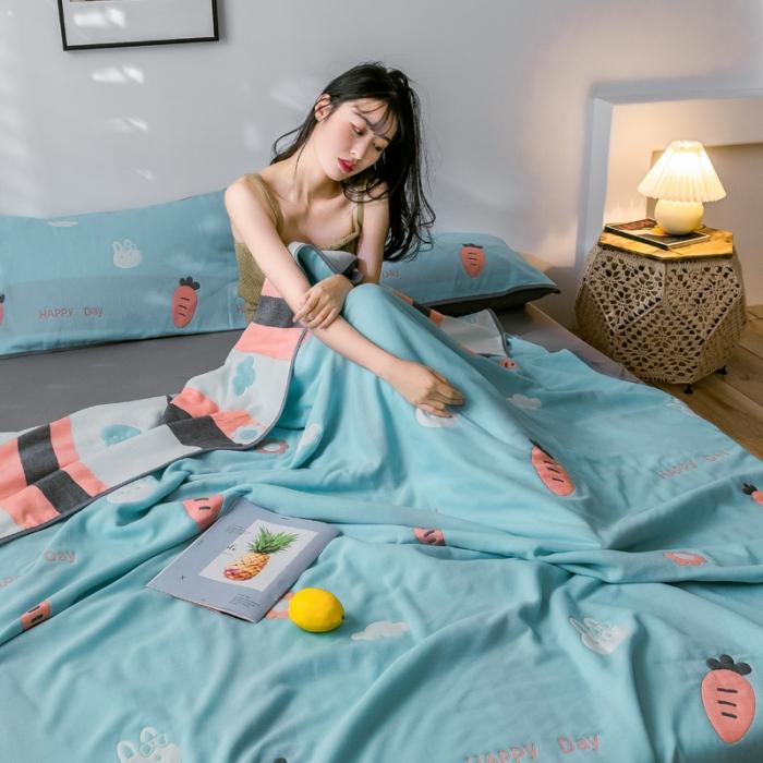 91家纺网 家纺一手货源 找家纺 朴尔2020新款时尚六层全棉纱布盖毯夏季毛巾被兔与胡萝卜-绿