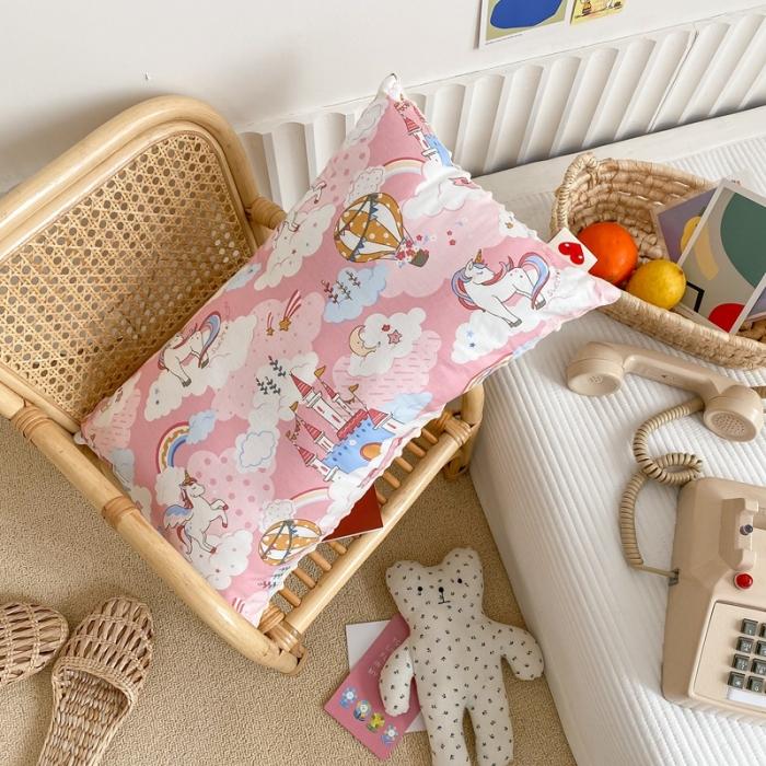 91家纺网 家纺一手货源 找家纺 星期八 2020新款春夏超ins豆豆枕枕芯 独角马