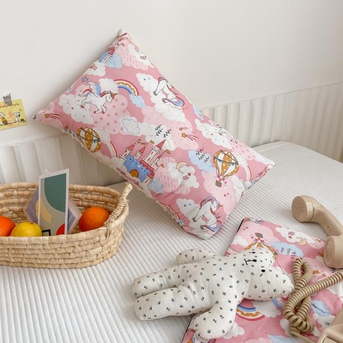 91家纺网 家纺一手货源 找家纺 星期八 2020新款春夏超ins豆豆枕枕芯 独角马