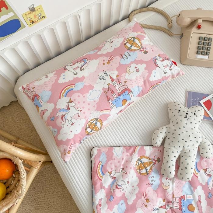 91家纺网 家纺一手货源 找家纺 星期八 2020新款春夏超ins豆豆枕枕芯 独角马