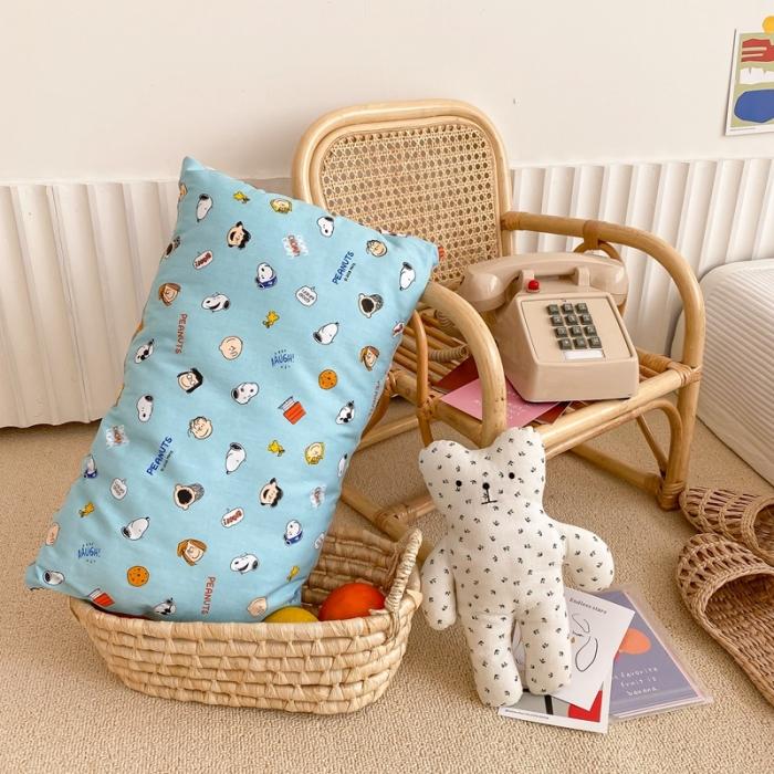 91家纺网 家纺一手货源 找家纺 星期八 2020新款春夏超ins豆豆枕枕芯 史努比蓝