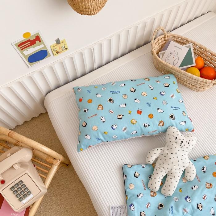 91家纺网 家纺一手货源 找家纺 星期八 2020新款春夏超ins豆豆枕枕芯 史努比蓝