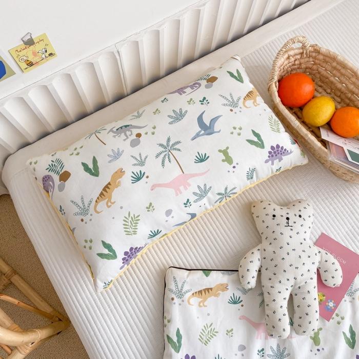 91家纺网 家纺一手货源 找家纺 星期八 2020新款春夏超ins豆豆枕枕芯 小恐龙