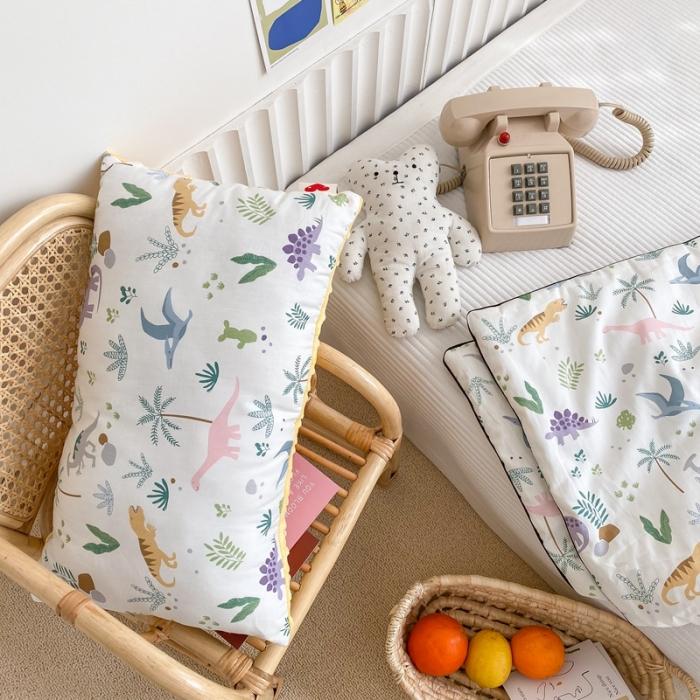 91家纺网 家纺一手货源 找家纺 星期八 2020新款春夏超ins豆豆枕枕芯 小恐龙