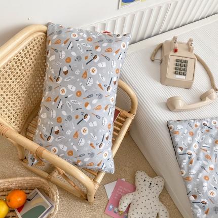 91家纺网 家纺一手货源 找家纺 星期八 2020新款春夏超ins豆豆枕枕芯 小食记