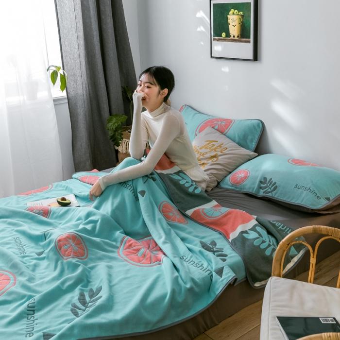 91家纺网 家纺一手货源 找家纺 朴尔2020新款时尚六层全棉纱布盖毯夏季毛巾被 阳光甜橙-绿
